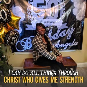 Meet your Posher, Angela